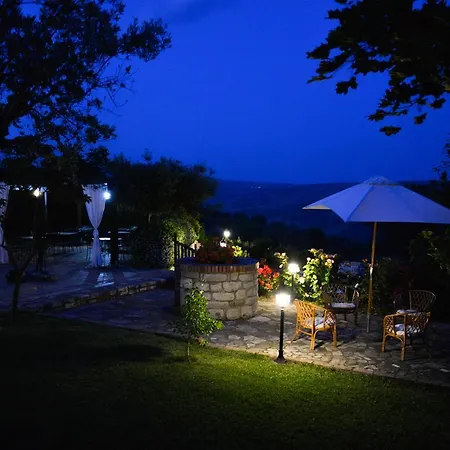 Alloggio per agriturismo Hurz - Giardino Sannita *