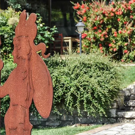Alloggio per agriturismo Hurz - Giardino Sannita Pietrelcina